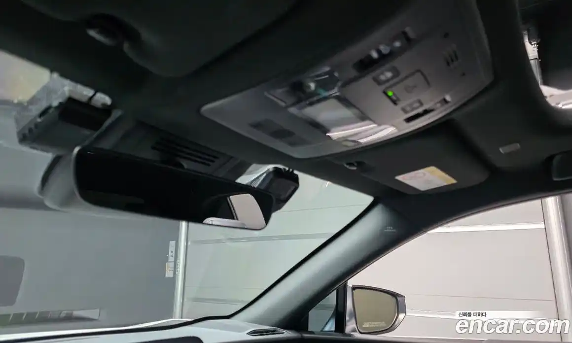 Lexus UX 2025 2.0 Автомат в Москве № 168033, фото 18