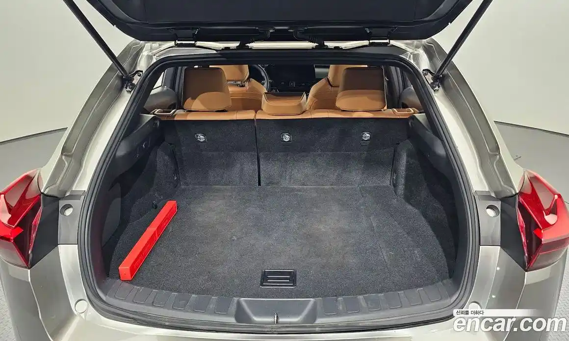 Lexus UX 2025 2.0 Автомат в Москве № 168098, фото 20