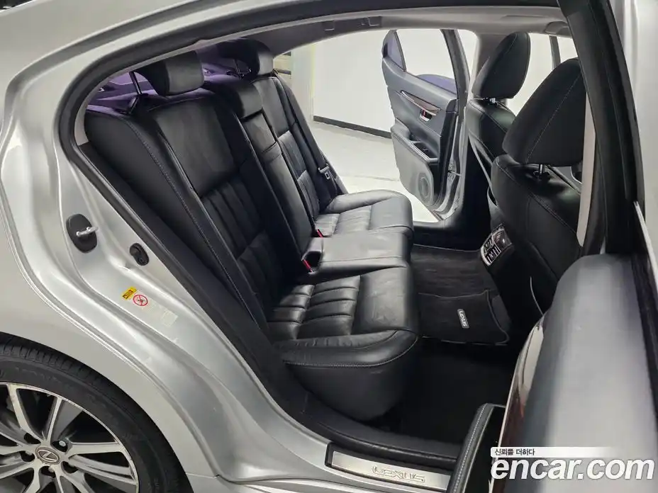 Lexus ES 2018 2.5 Автомат в Москве № 168336, фото 12