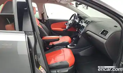 Volkswagen Polo 2014 1.6 Автомат в Москве № 168785, миниатюра 11