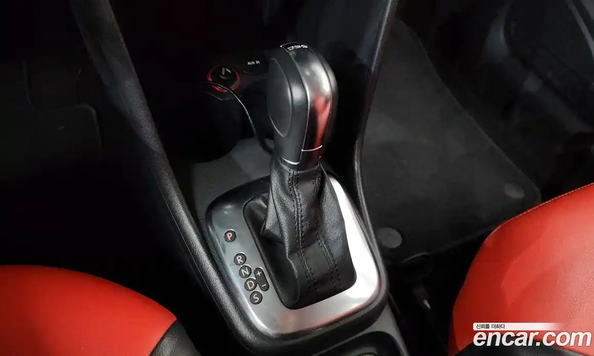 Volkswagen Polo 2014 1.6 Автомат в Москве № 168785, фото 3