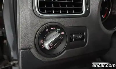 Volkswagen Polo 2014 1.6 Автомат в Москве № 168785, миниатюра 5