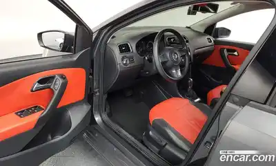 Volkswagen Polo 2014 1.6 Автомат в Москве № 168785, миниатюра 7