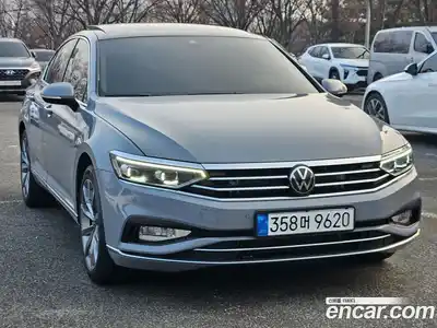 Volkswagen Passat 2022 2.0 Автомат в Москве № 169145, миниатюра 2