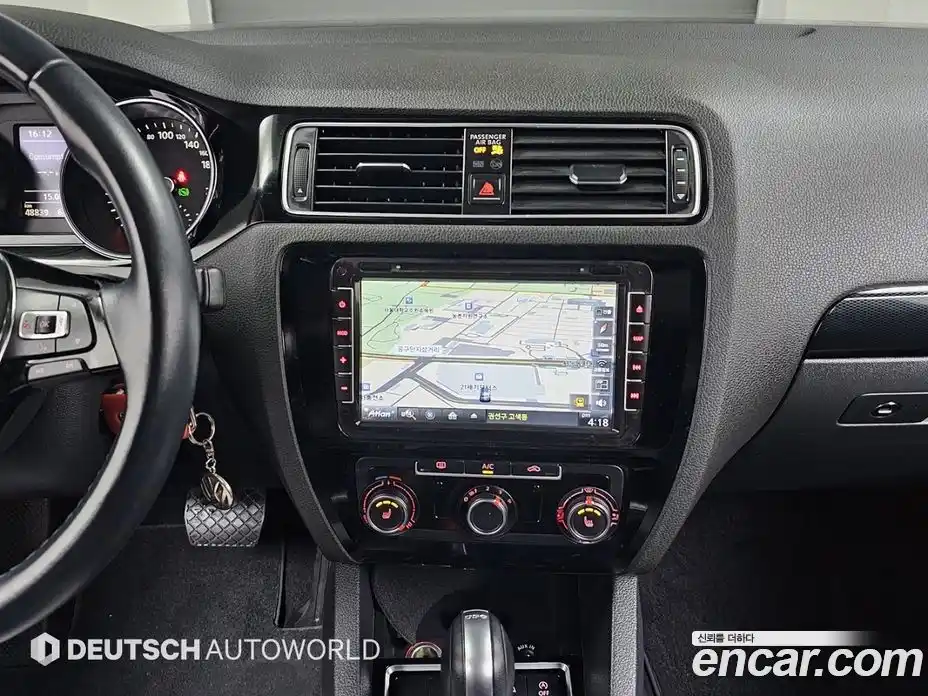 Volkswagen Jetta 2015 2.0 Автомат в Москве № 169192, фото 14