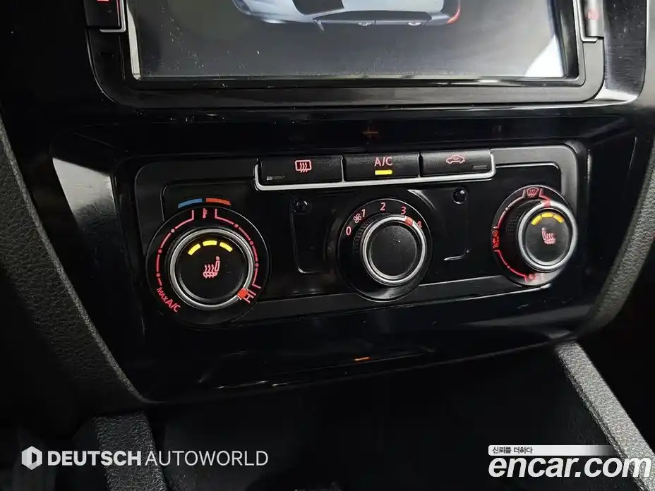 Volkswagen Jetta 2015 2.0 Автомат в Москве № 169192, фото 17