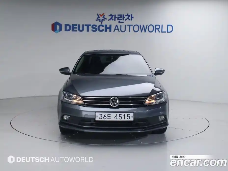 Volkswagen Jetta 2015 2.0 Автомат в Москве № 169192, фото 3