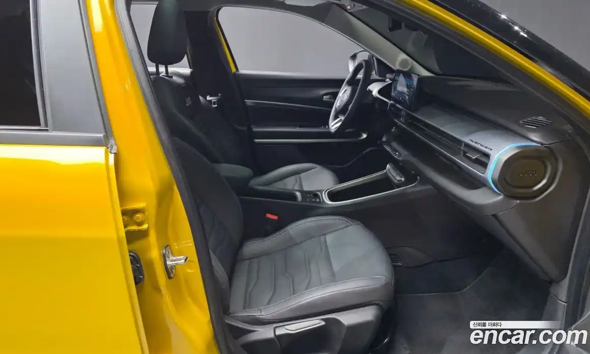 Jeep Avenger 2024 0.1 Автомат в Москве № 169383, фото 19