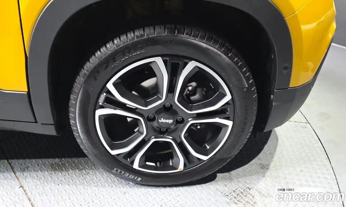 Jeep Avenger 2024 0.1 Автомат в Москве № 169383, фото 7