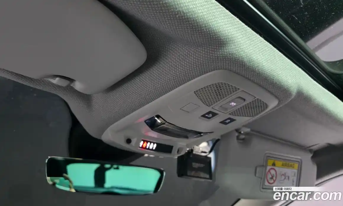 Jeep Avenger 2024 0.1 Автомат в Москве № 169383, фото 9