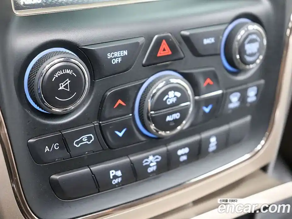 Jeep Cherokee 2014 3.0 Автомат в Москве № 170099, фото 11