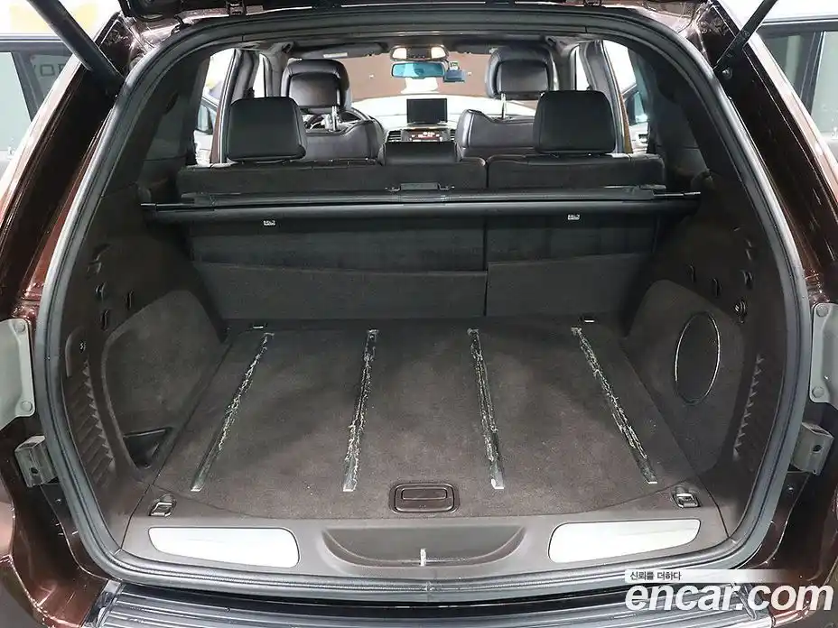 Jeep Cherokee 2014 3.0 Автомат в Москве № 170099, фото 5