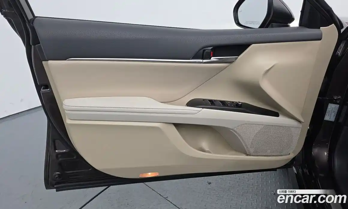 Toyota Camry 2022 2.5 Автомат в Москве № 170296, фото 14