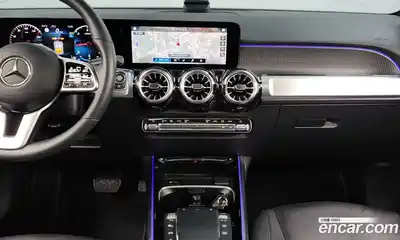 Mercedes-Benz GLB-Class, 2022