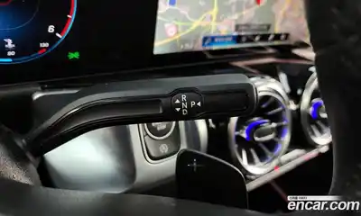 Mercedes-Benz GLB-Class 2022 1.9 Автомат в Москве № 174925, миниатюра 4