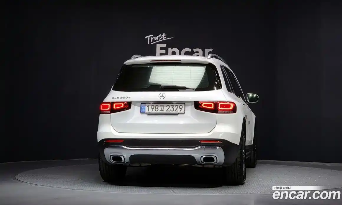 Mercedes-Benz GLB-Class 2022 1.9 Автомат в Москве № 174925, фото 5