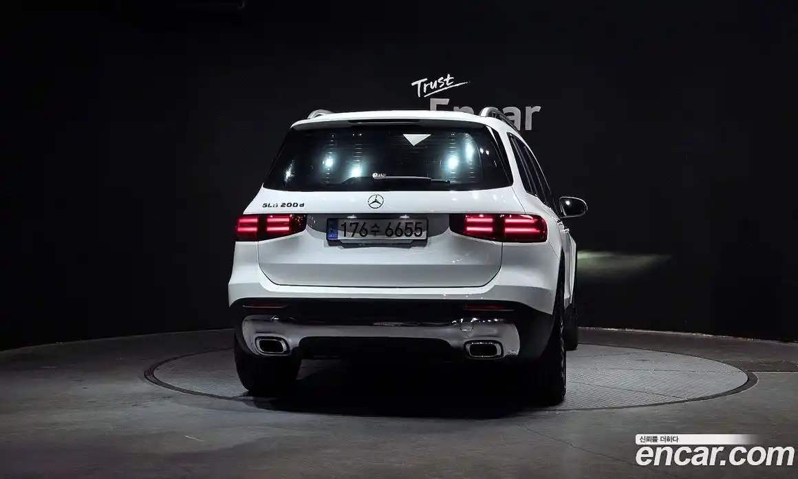 Mercedes-Benz GLB-Class 2024 1.9 Автомат в Москве № 177742, фото 11