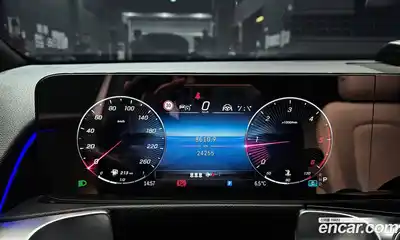 Mercedes-Benz GLB-Class 2024 1.9 Автомат в Москве № 177742, миниатюра 9