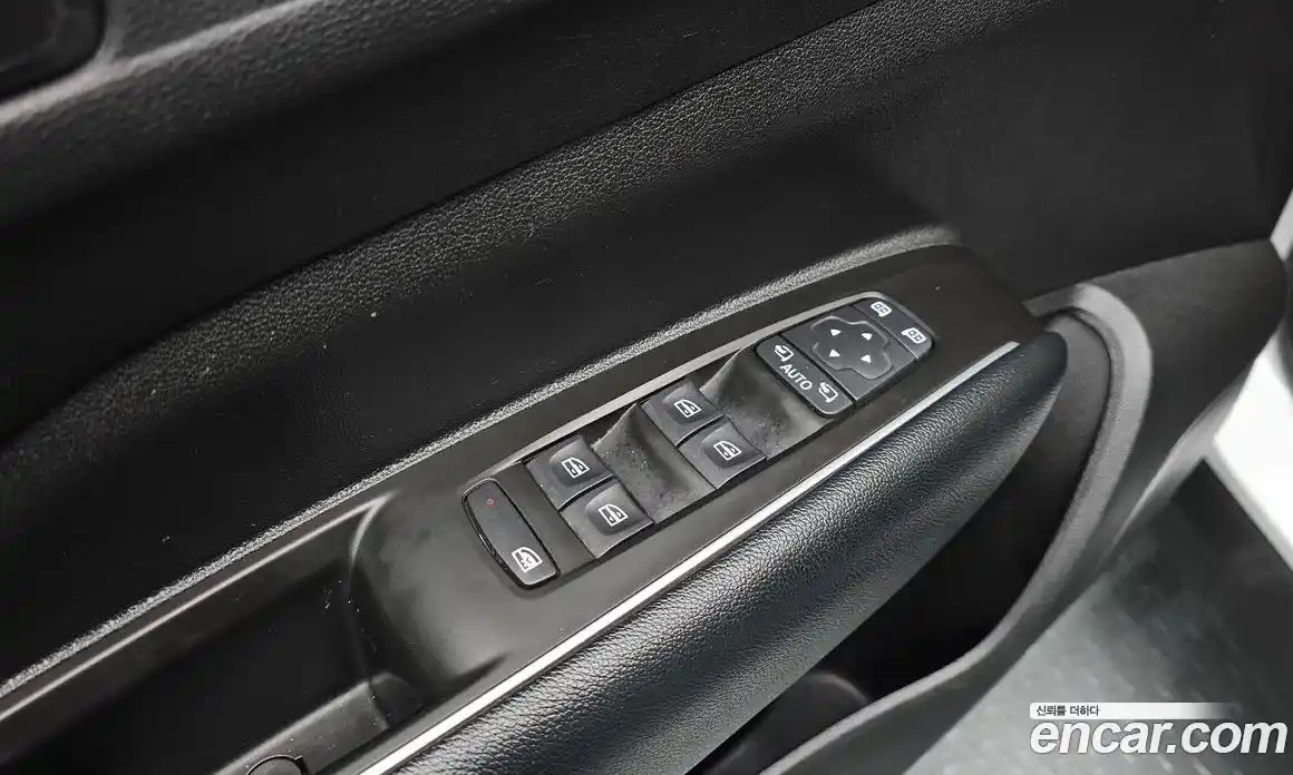 Renault QM6 2023 2.0 Автомат в Москве № 179826, фото 11