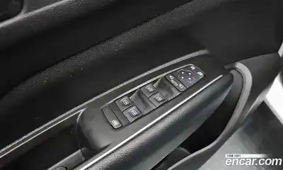 Renault QM6 2023 2.0 Автомат в Москве № 179826, миниатюра 11