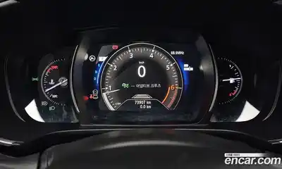 Renault QM6 2023 2.0 Автомат в Москве № 179826, миниатюра 2