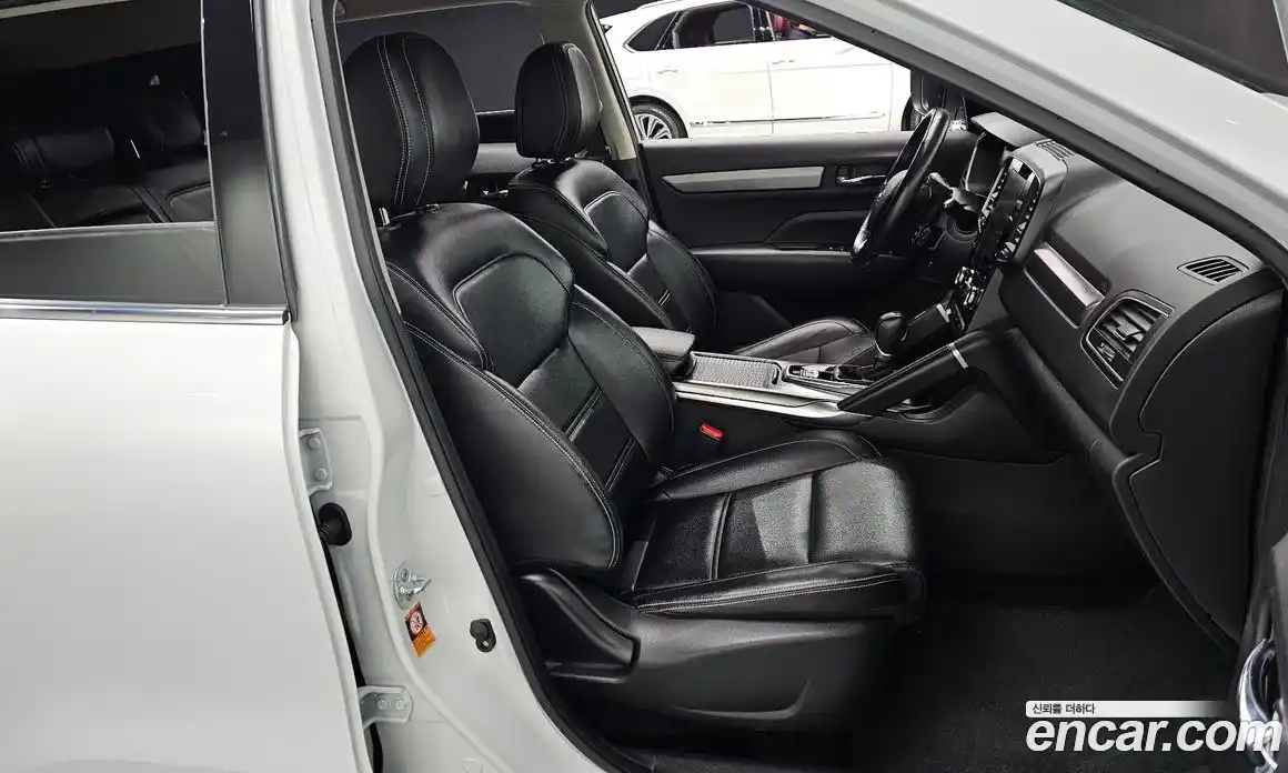 Renault QM6 2023 2.0 Автомат в Москве № 179826, фото 3