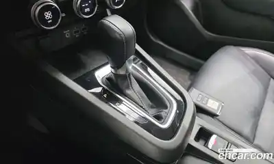 Renault XM3 2023 1.6 Автомат в Москве № 182056, миниатюра 2