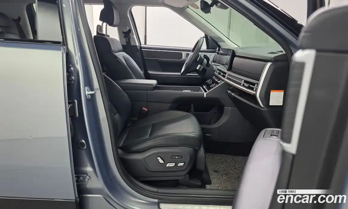 Hyundai Santa Fe 2024 1.6 Автомат в Москве № 185117, фото 16