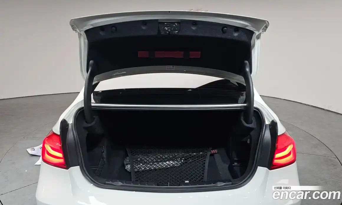 BMW 3-Series 2018 2.0 Автомат в Москве № 193291, фото 20