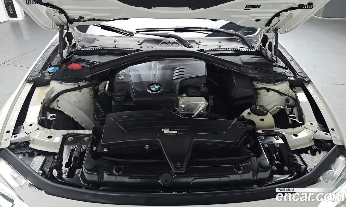 BMW 3-Series 2018 2.0 Автомат в Москве № 193291, фото 6