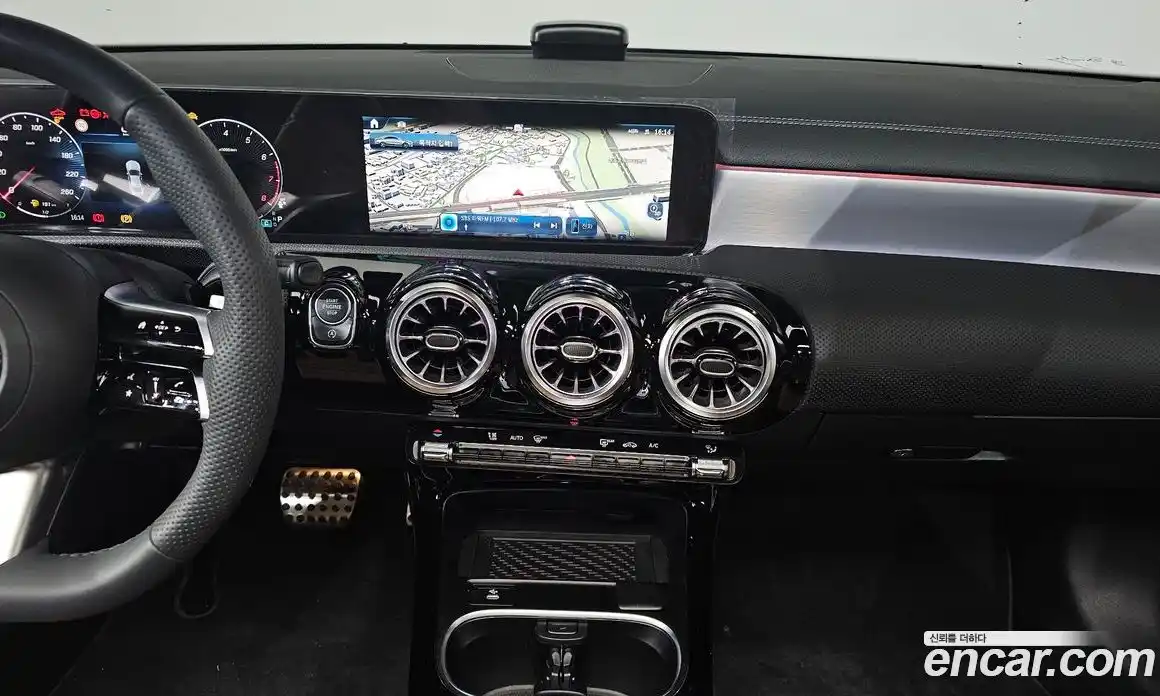 Mercedes-Benz CLA-Class 2025 2.0 Автомат в Москве № 193684, фото 4