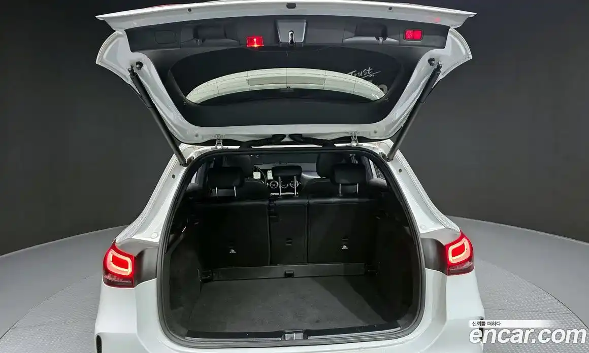 Mercedes-Benz GLA-Class 2021 2.0 Автомат в Москве № 194379, фото 14