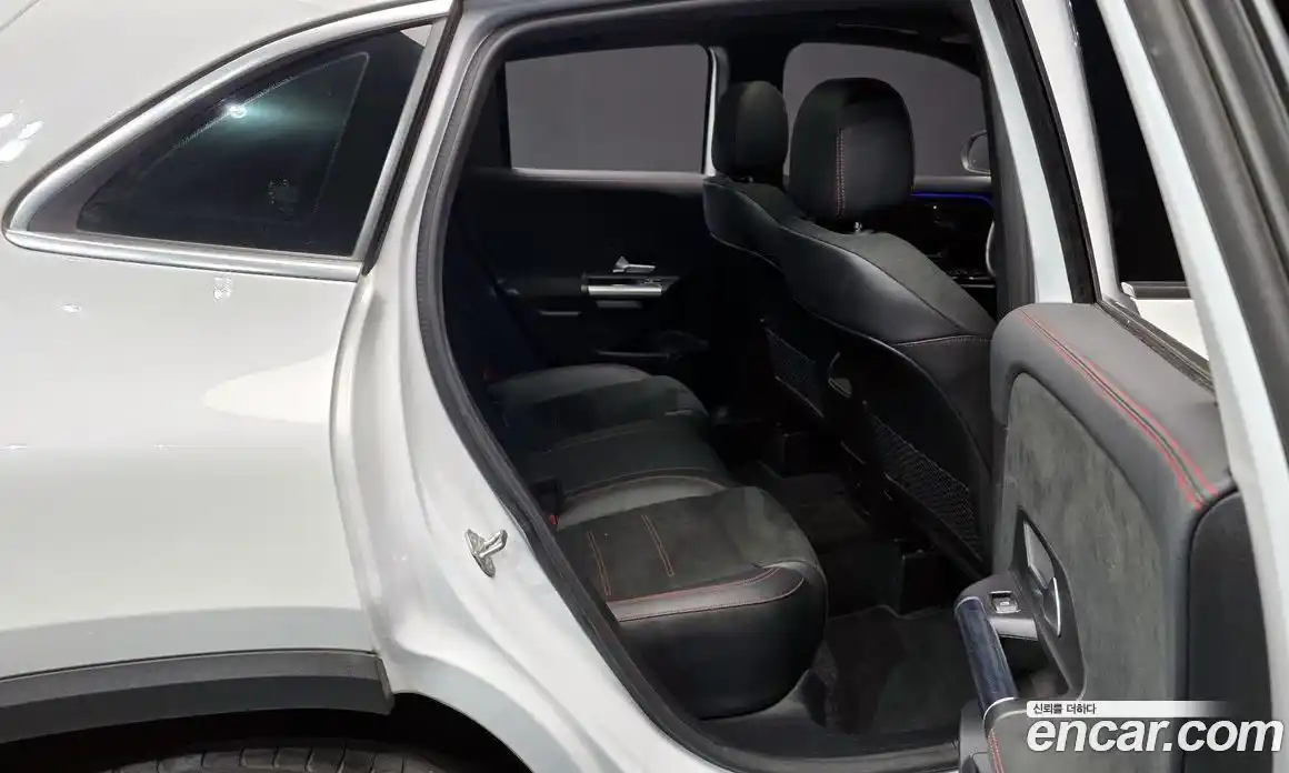 Mercedes-Benz GLA-Class 2021 2.0 Автомат в Москве № 194379, фото 19