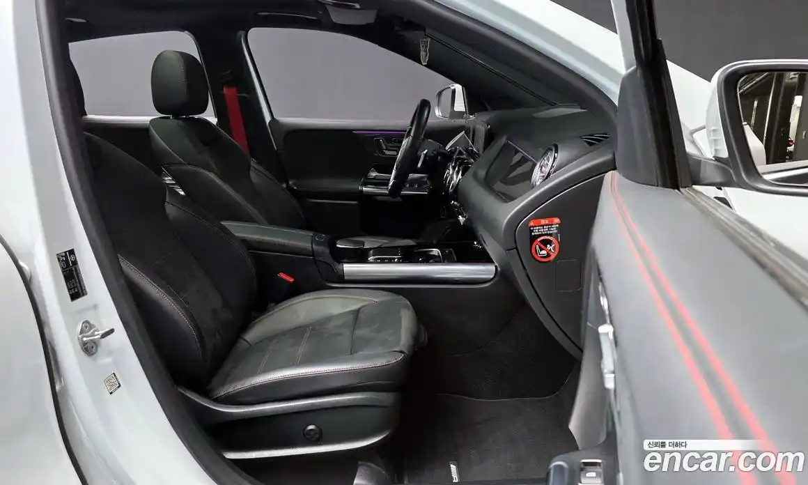 Mercedes-Benz GLA-Class 2021 2.0 Автомат в Москве № 194379, фото 9