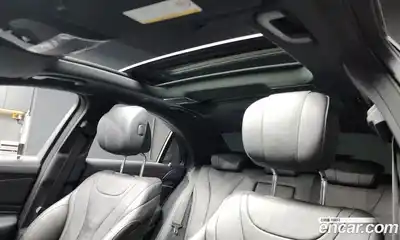 Mercedes-Benz S-Class 2019 2.9 Автомат в Москве № 194665, миниатюра 2