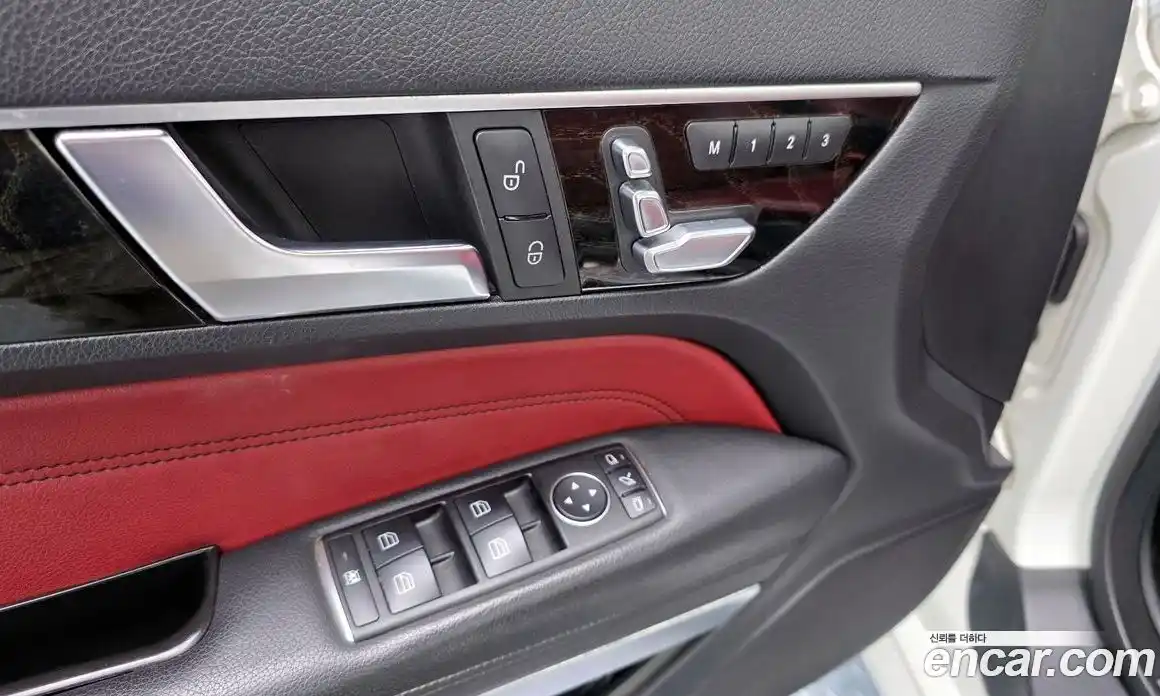 Mercedes-Benz E-Class 2014 3.5 Автомат в Москве № 194746, фото 18