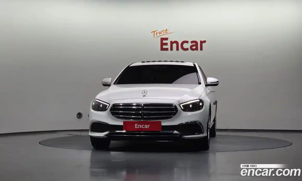 Mercedes-Benz E-Class 2021 1.9 Автомат в Москве № 195333, фото 3