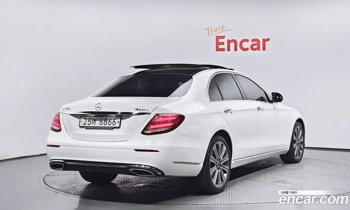 Mercedes-Benz E-Class 2019 3.0 Автомат в Москве № 195628, фото 7