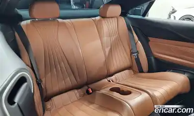 Mercedes-Benz E-Class 2019 1.9 Автомат в Москве № 195695, миниатюра 12