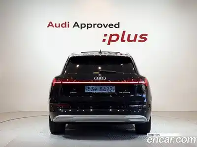 Audi e-tron 2021 0.2 Автомат в Москве № 196757, миниатюра 4