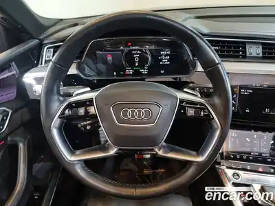 Audi e-tron 2021 0.2 Автомат в Москве № 196757, миниатюра 9