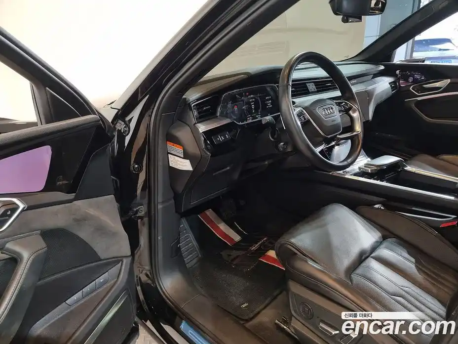 Audi e-tron 2021 0.2 Автомат в Москве № 196757, фото 10