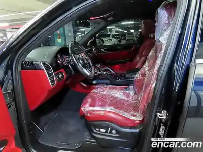 Porsche Cayenne 2021 3.0 Автомат в Москве № 197684, миниатюра 6