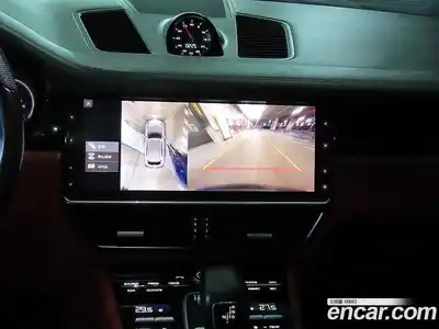 Porsche Cayenne 2021 3.0 Автомат в Москве № 197684, миниатюра 10