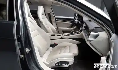 Porsche Panamera 2017 2.9 Автомат в Москве № 198024, миниатюра 10