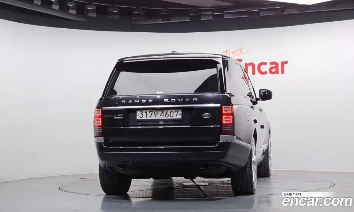 Land Rover Range-Rover 2013 5.0 Автомат в Москве № 198143, фото 4