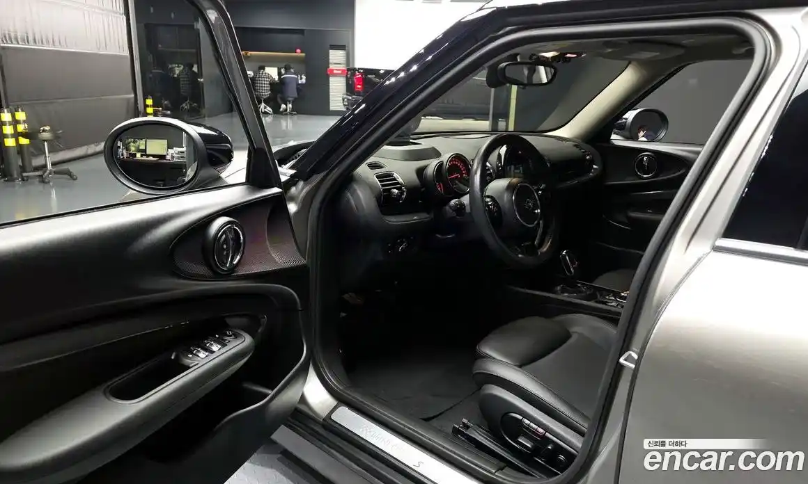 Mini Clubman 2020 2.0 Автомат в Москве № 198402, фото 15