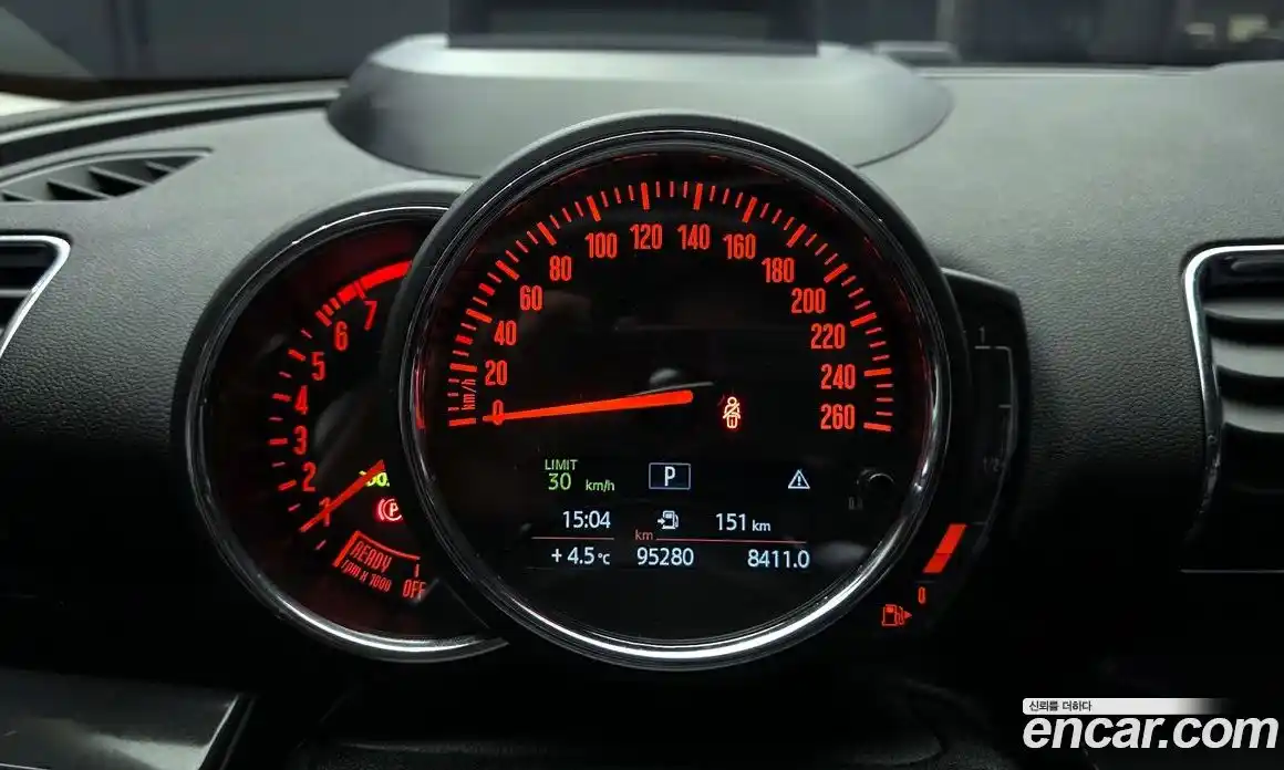 Mini Clubman 2020 2.0 Автомат в Москве № 198402, фото 17