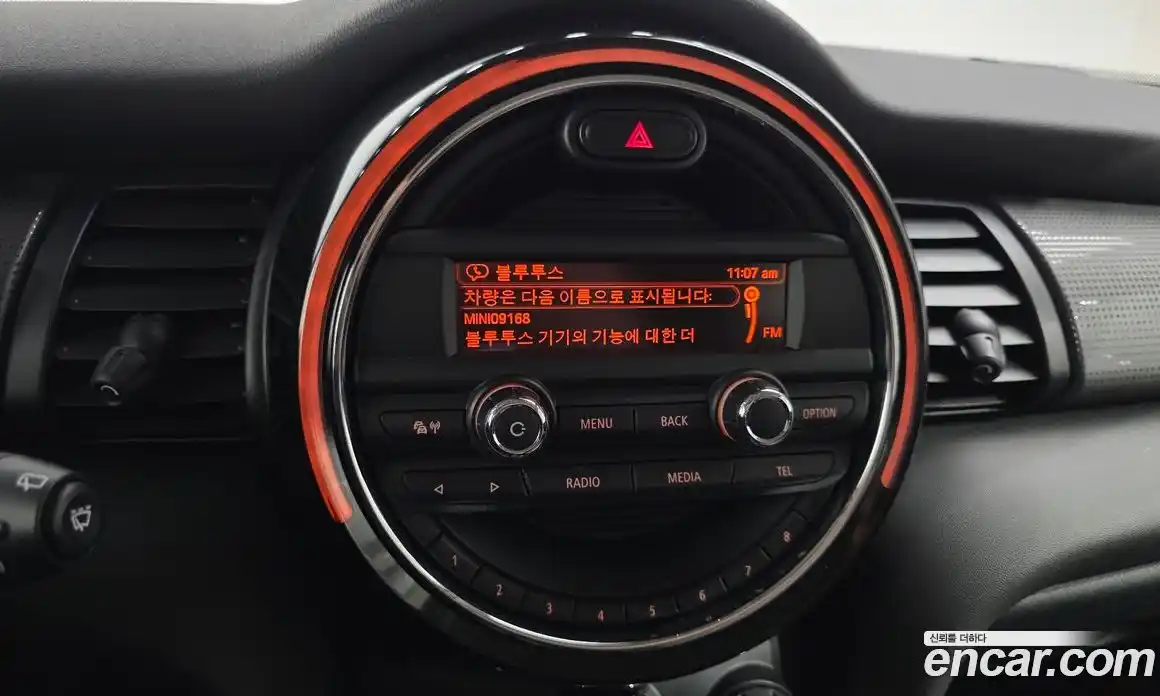 Mini Cooper 2015 1.5 Автомат в Москве № 198433, фото 15