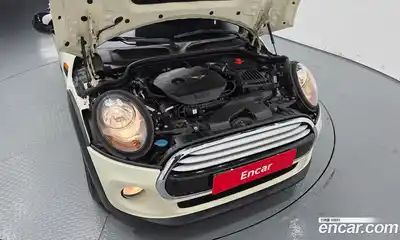 Mini Cooper 2015 1.5 Автомат в Москве № 198433, миниатюра 6